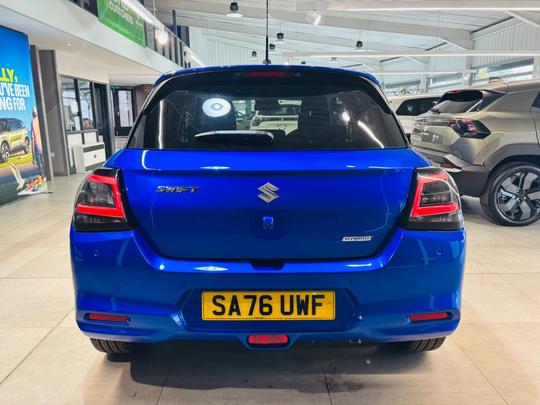 Suzuki Swift Photo at-d4709bd2da294467933342b2bb972ff4.jpg