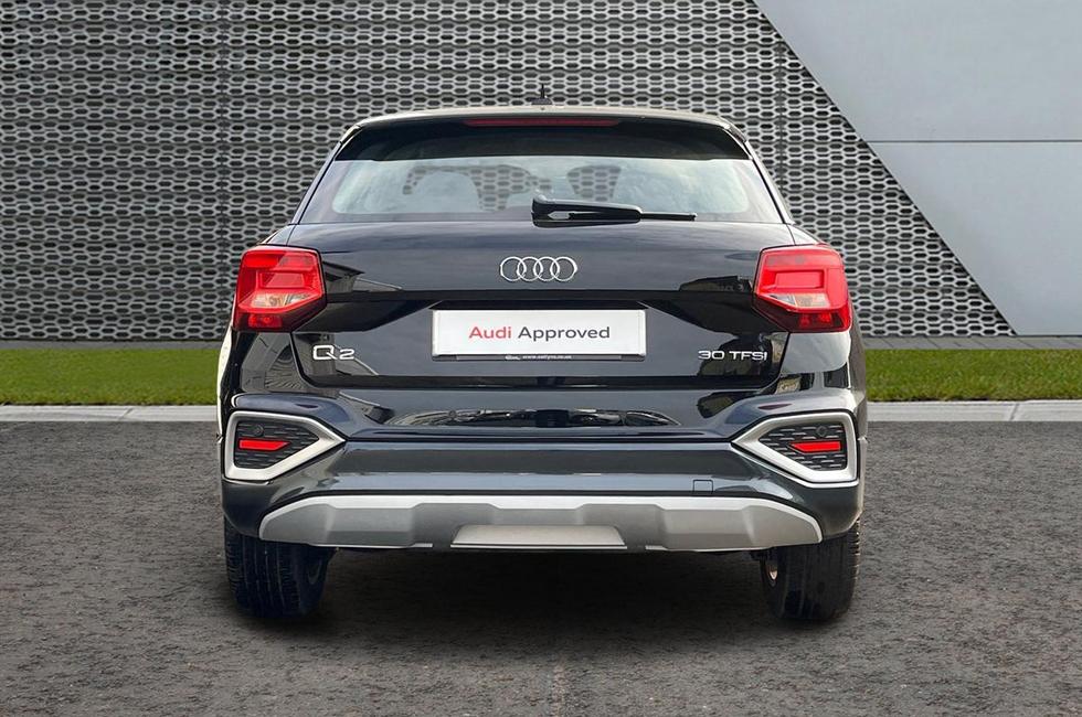 Audi Q2 Photo at-d475667ed13542c088b92270248c317a.jpg