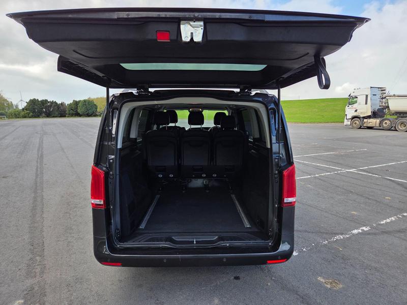 Mercedes-Benz Vito Photo at-d488ad4cffcf4f30823d92e3064d9b1c.jpg
