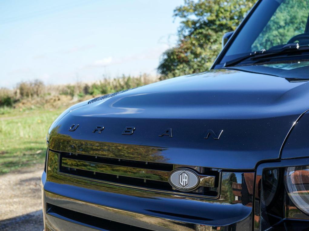 Used Land Rover Defender 110 SO22ZST 9