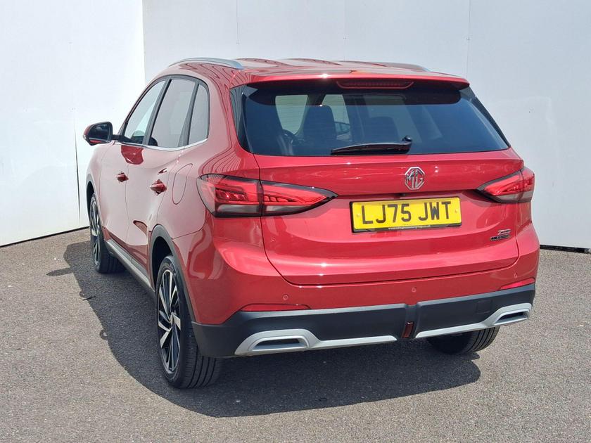 MG MG ZS Photo at-d4ea1d530a3c483da12c532509b1c6a1.jpg