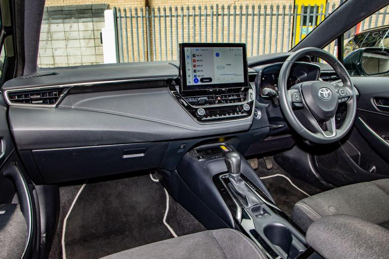Used Toyota Corolla VU73WKJ 14