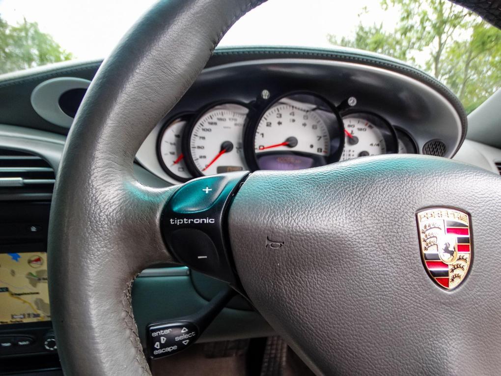 Used Porsche 911 Y8SDD 31