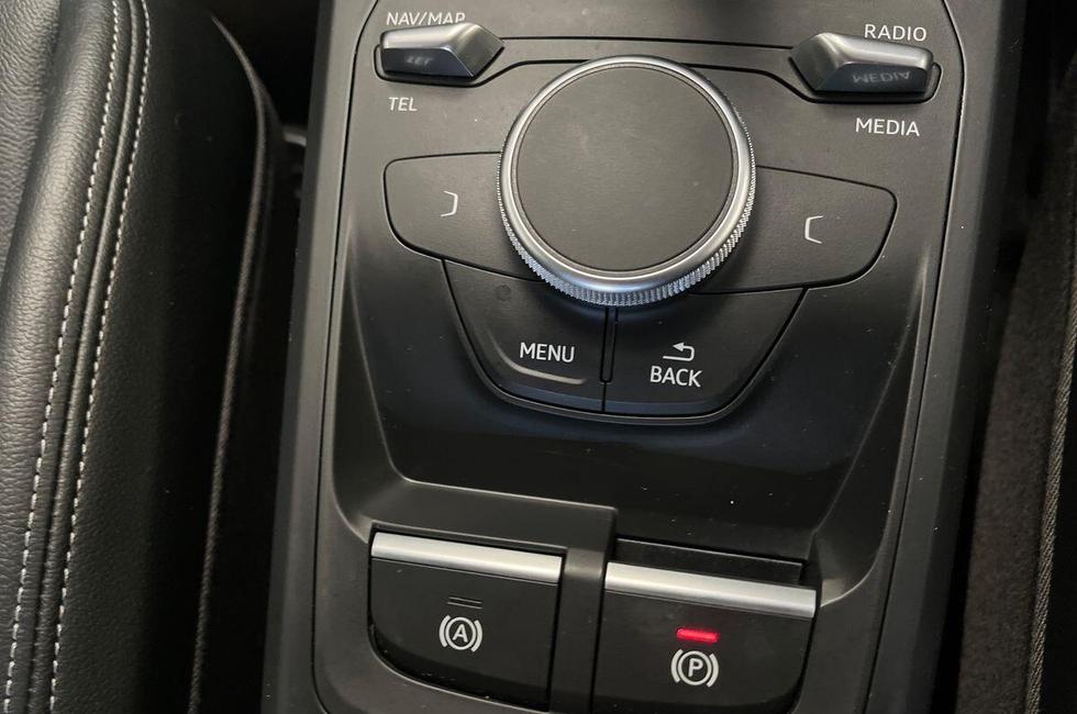 Audi Q2 Photo at-d59739fe6b744db8a982a6907f363ad1.jpg