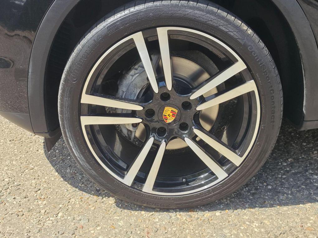 Used Porsche Cayenne LH62AAE 5