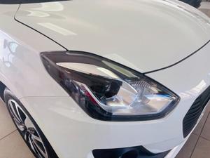 Suzuki Swift Photo 8