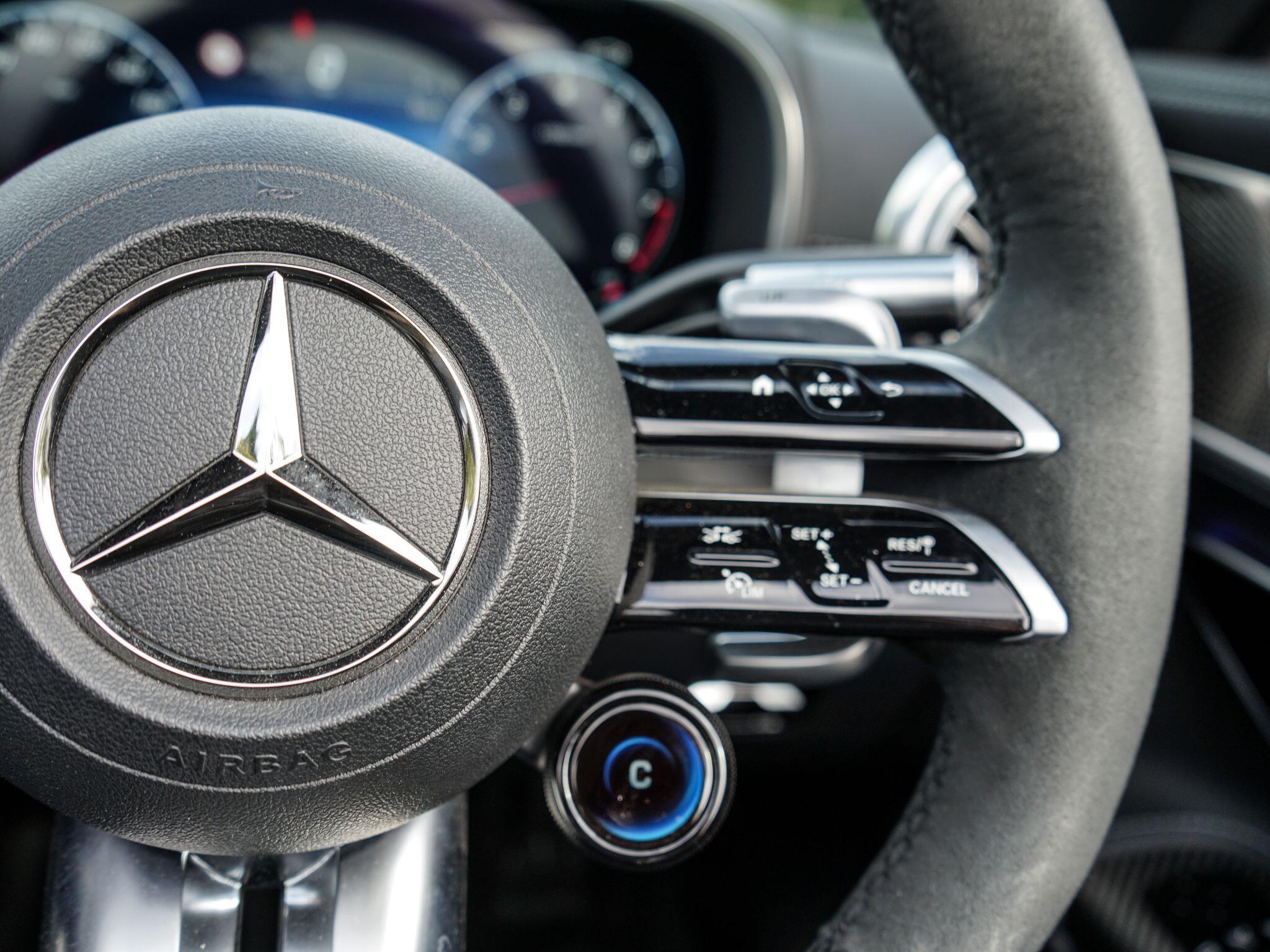 Mercedes-Benz SL 4.0 SL63 V8 BiTurbo AMG Performance SpdS MCT 4MATIC+ Euro 6 (s/s) 2dr — photo 43