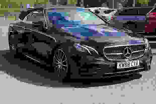 Mercedes-Benz E Class Photo at-d5e46070d19344498e4bd6a7ebe7615e.jpg