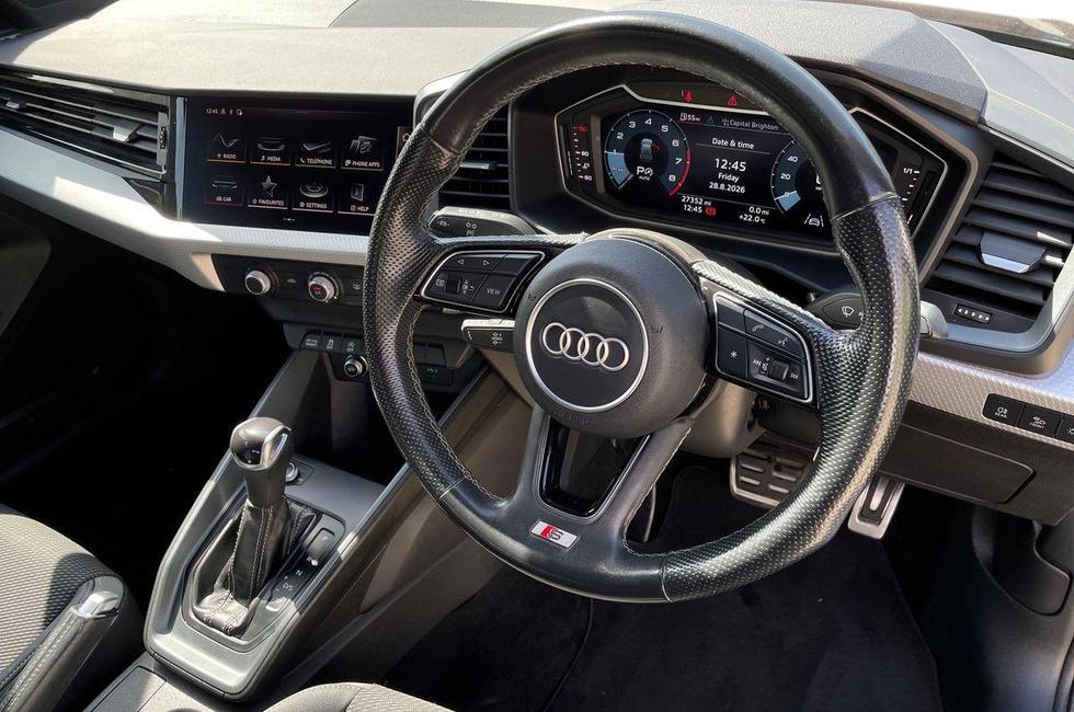 Audi A1 Photo at-d62eb753943048edb9c555c647afbc1e.jpg
