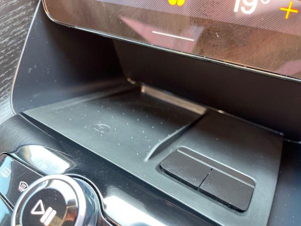 Polestar Polestar 2 Photo at-d668c954fdb1488f9524878be3f1f66c.jpg