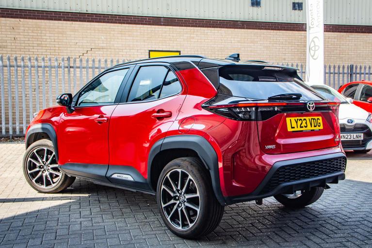 Used Toyota Yaris Cross LY23VDG 2