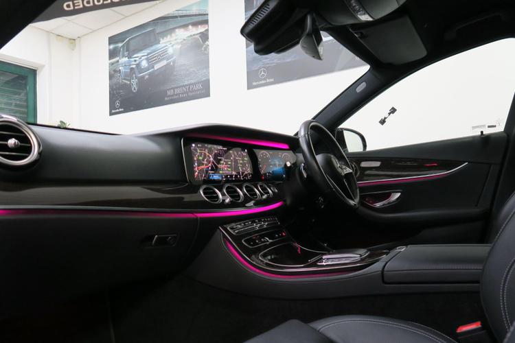 Used Mercedes-Benz E Class LR71NDU 8