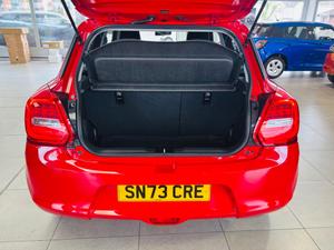 Suzuki Swift Photo 21