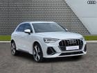 Audi Q3 Photo 0