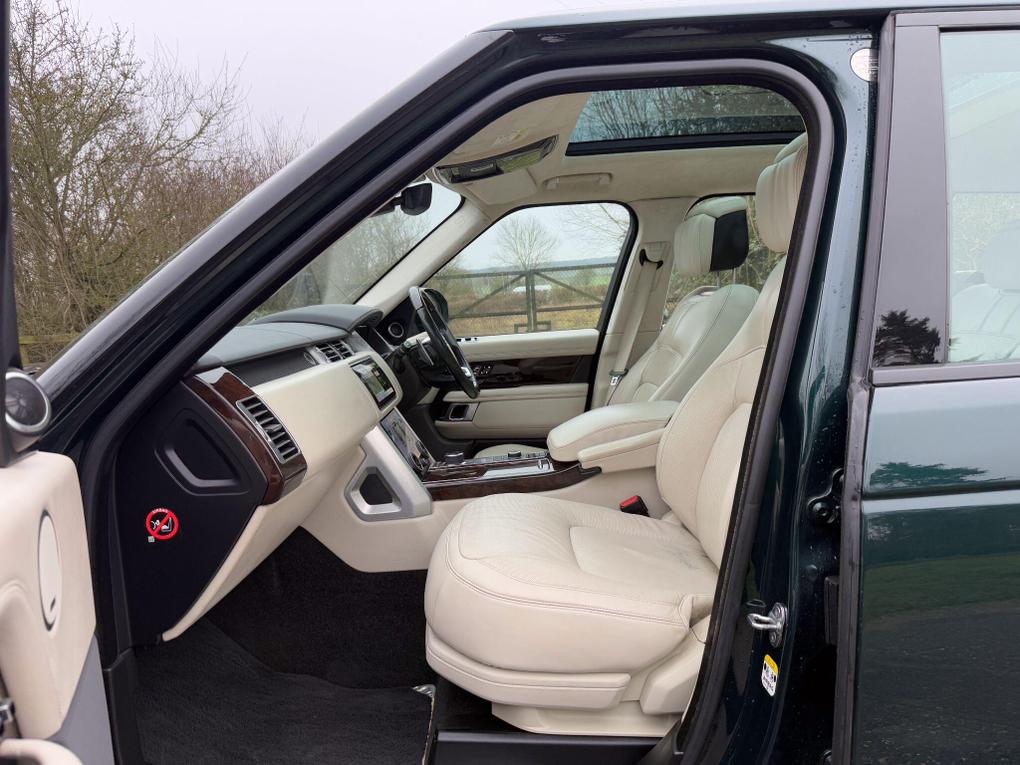 Used Land Rover Range Rover LL18WWR 3