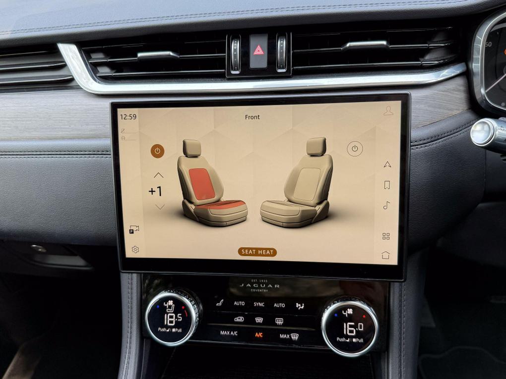 Used Jaguar F-PACE VU21CZX 16
