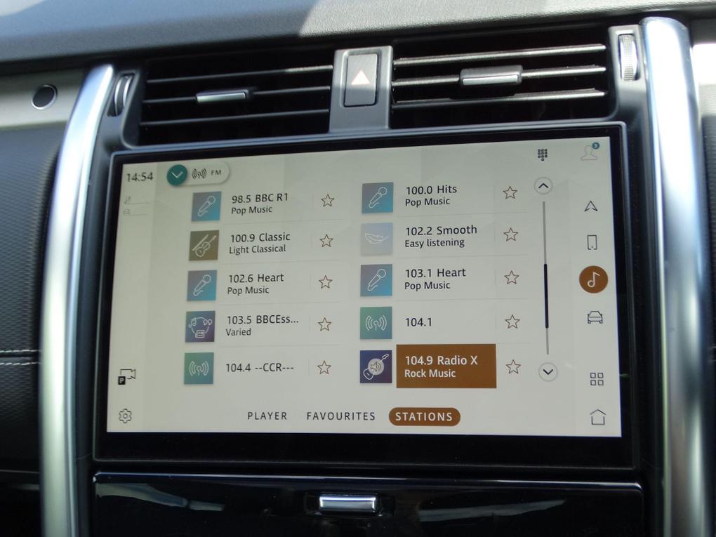 Used Land Rover Discovery DL22MDU 32