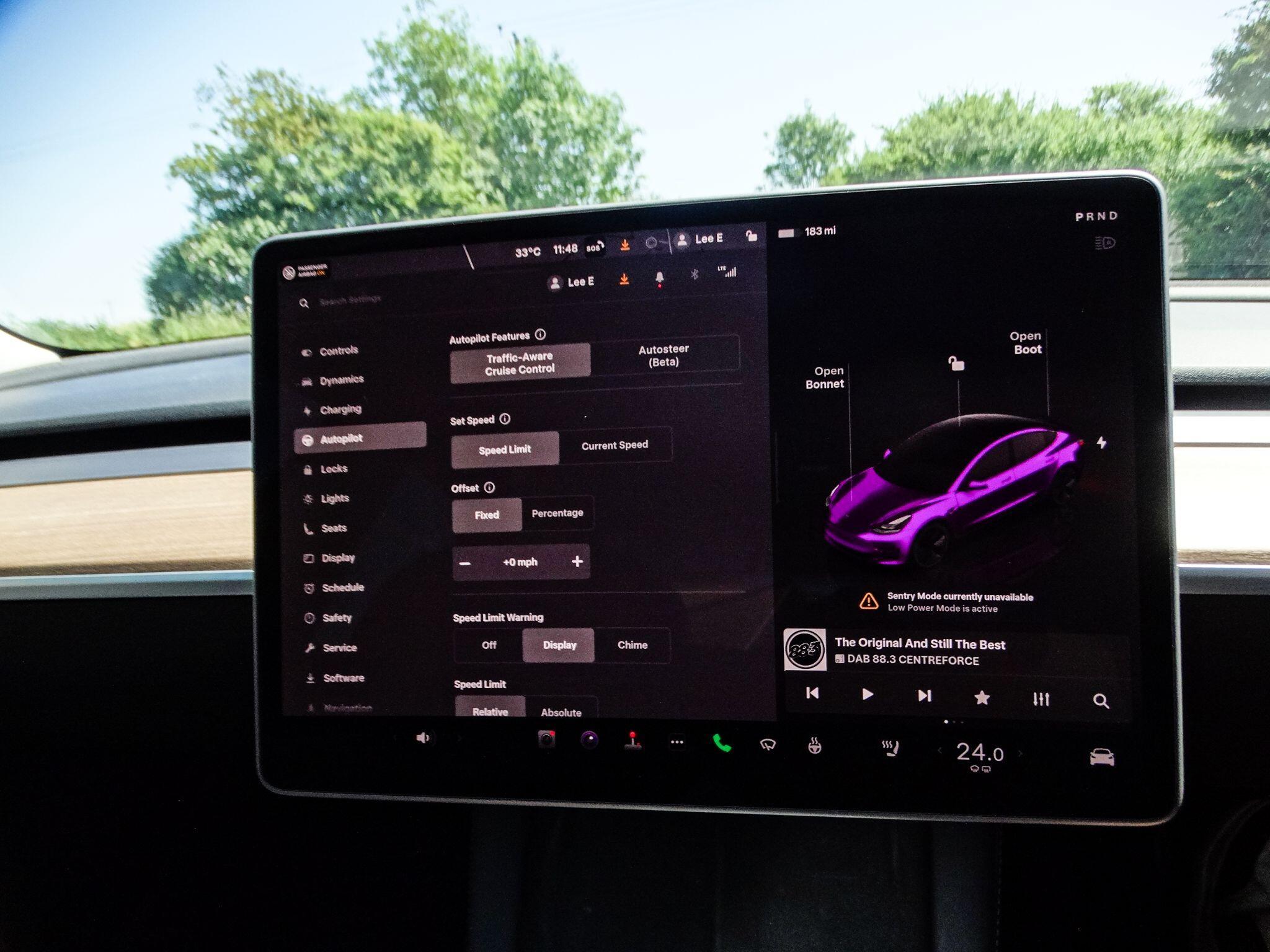 TESLA Model 3 Auto RWD 4dr — photo 28