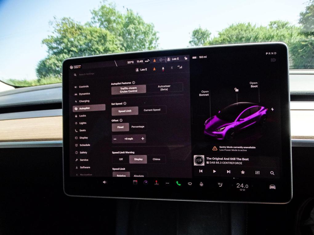 Used TESLA Model 3 T77LJE 28