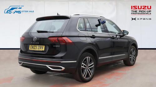 Volkswagen TIGUAN Photo at-d7755fbe5c55463f899c4574fb151baa.jpg