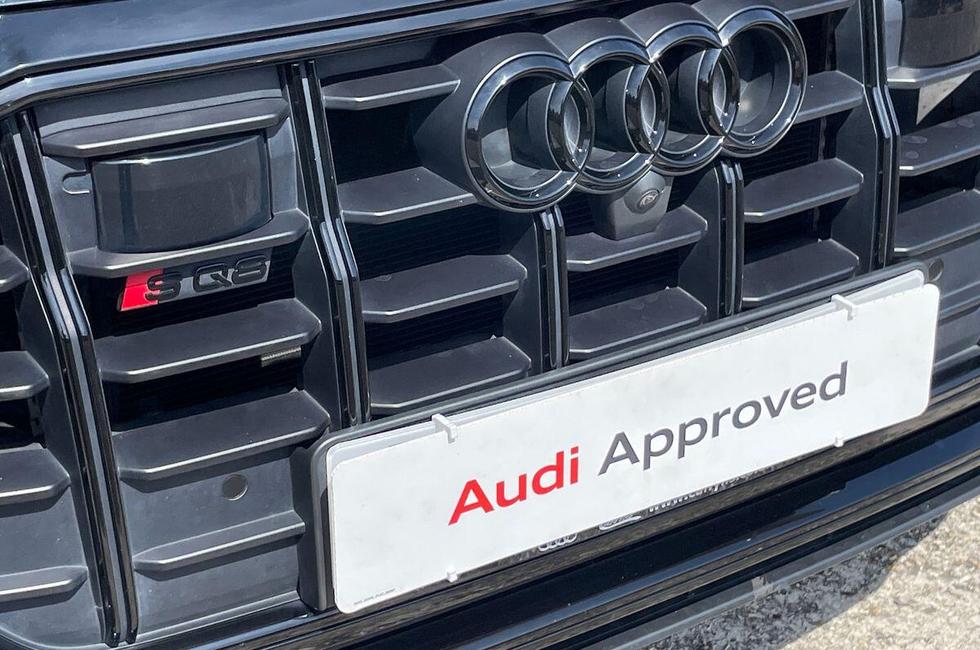 Audi Q8 Photo at-d77aed578ecf4e039f51a80354739f3e.jpg