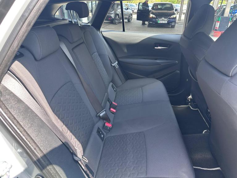 Used Toyota Corolla VN71OGM 12
