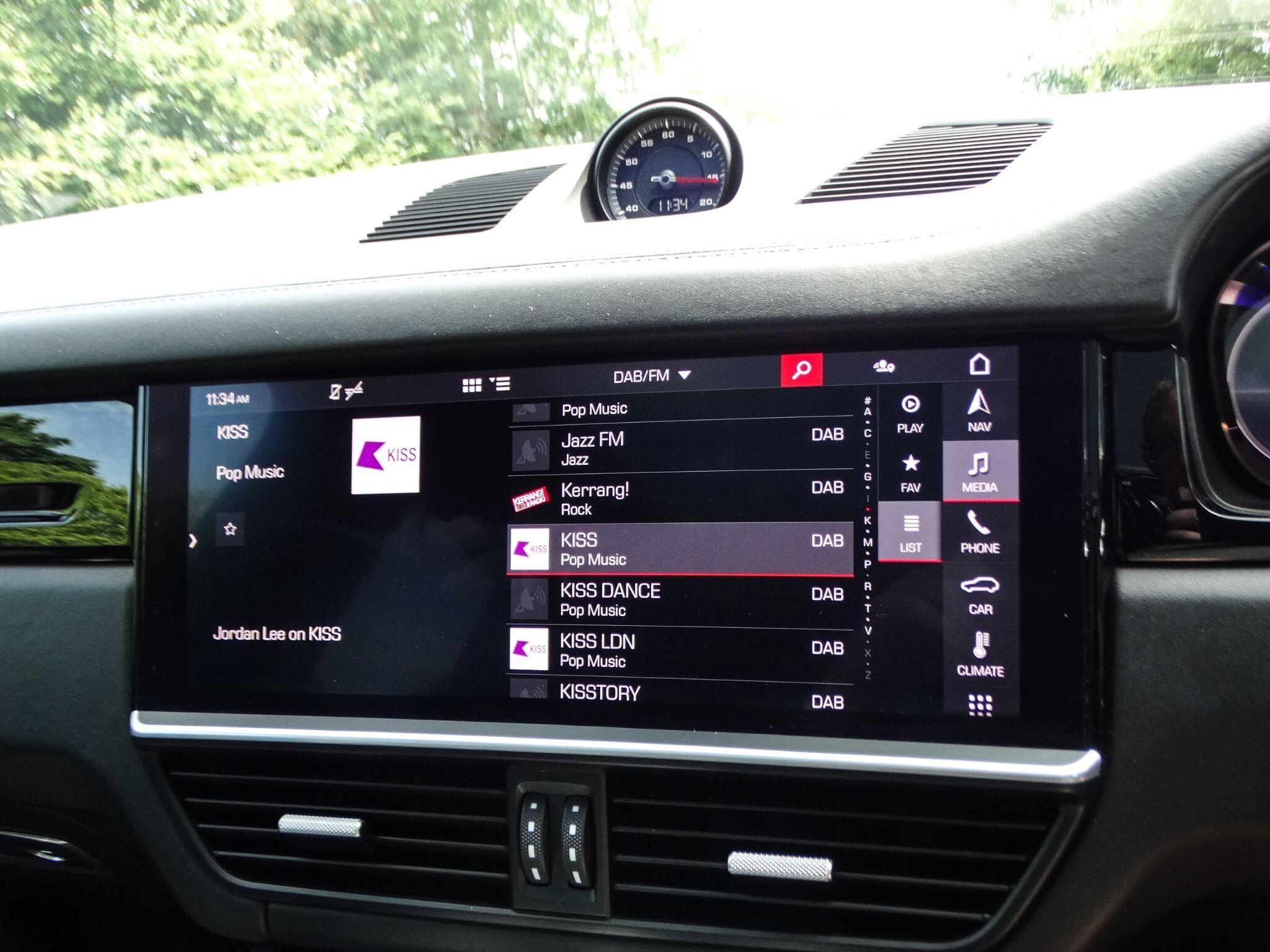 Porsche Cayenne 2.9T V6 S TiptronicS 4WD Euro 6 (s/s) 5dr — photo 28