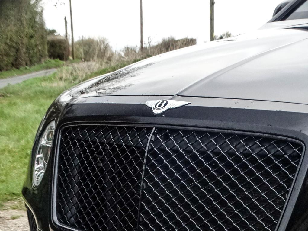 Used Bentley Bentayga LJ19YZS 9