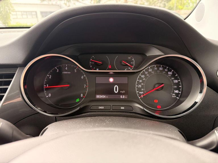 Used Vauxhall Crossland WN23XHR 8