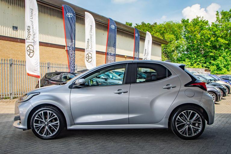 Used Toyota Yaris WR73OGT 10