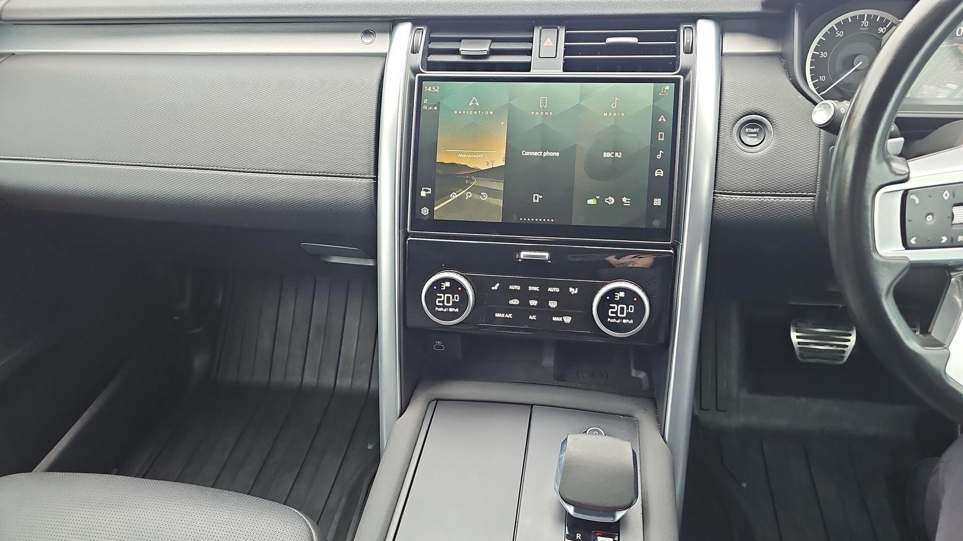 Land Rover Discovery Photo at-d84c8153fe744defb67d5adf6c726ec1.jpg