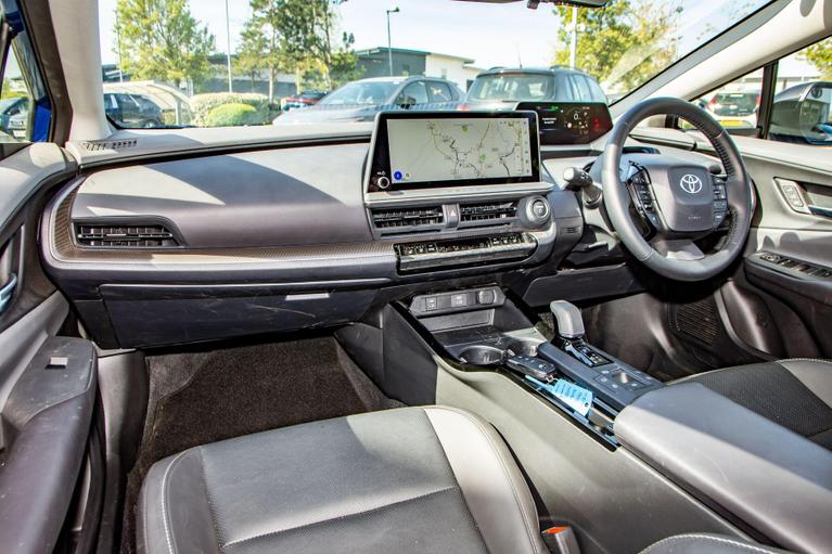 Used Toyota Prius WU25KUT 6