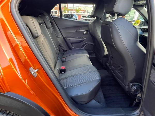 Used Peugeot E-2008 DU72UVO 22