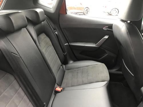 SEAT Arona Photo at-d88a692e993d4a11a00c00dc51dcbfc7.jpg