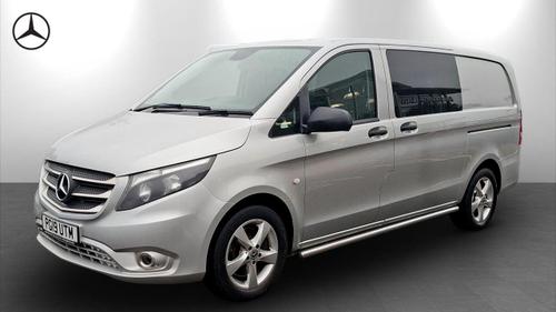 Mercedes-Benz Vito Photo at-d894a8286cbc4bfe97dde59c169e8029.jpg