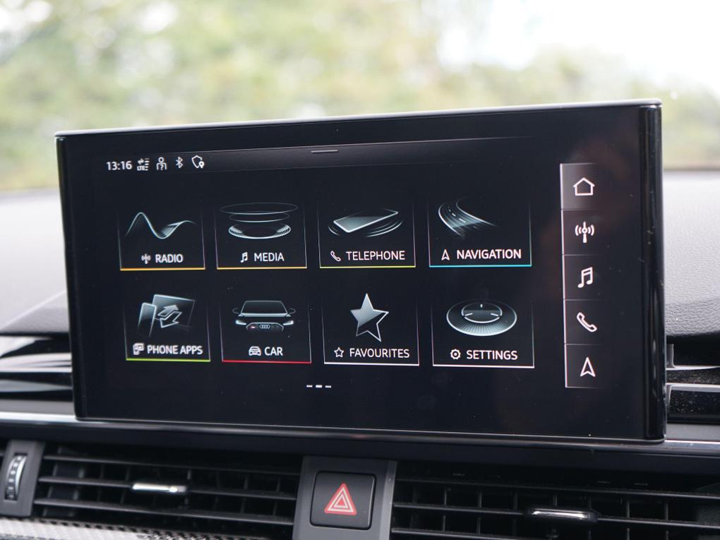 Used Audi RS4 Avant VU22BOF 36