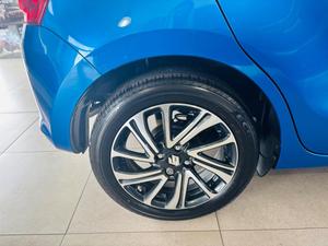 Suzuki Swift Photo 24