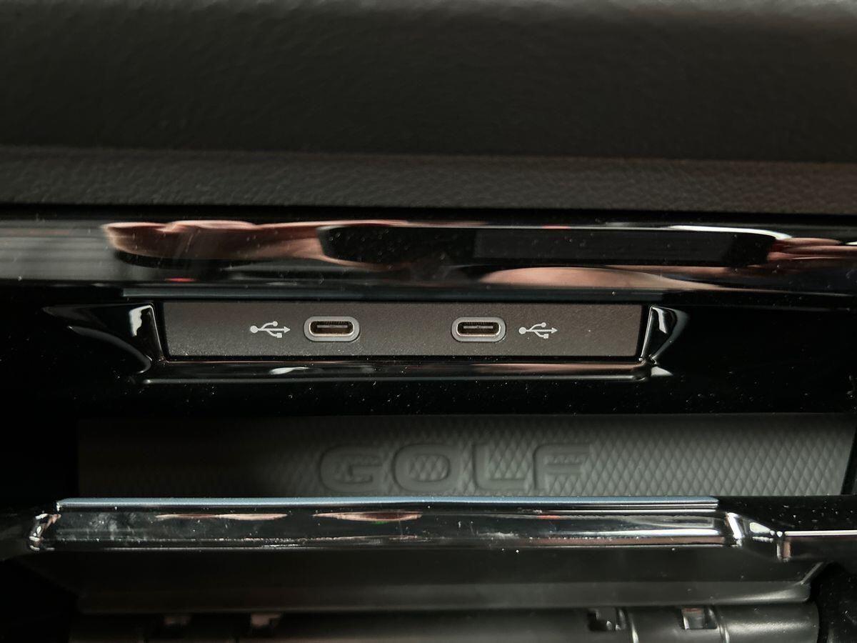 Volkswagen Golf Photo at-d8f999671e2a45f8a6ab212b2a3cfde5.jpg