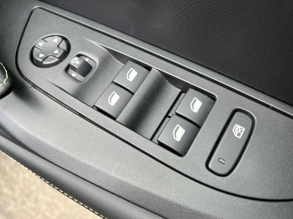 Used Peugeot 2008 BP23FYF 25