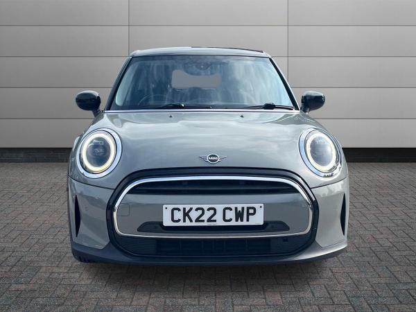 MINI Hatch Photo at-d915b8044c1647b681804dcebc55b6f2.jpg