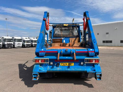 Mercedes-Benz Arocs Photo at-d97d5702d20346f8a9369e0b5304ccd7.jpg
