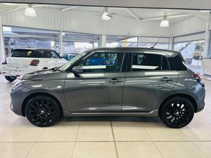 Suzuki Swift Photo 3