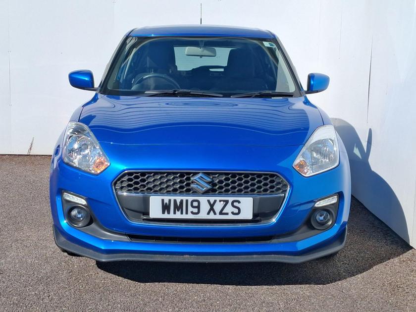 Suzuki Swift Photo at-d9a356287a204b4c817192d07650d0a3.jpg