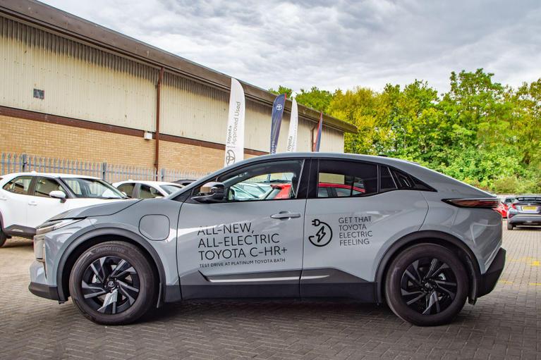 Used Toyota C-HR+ WU26NRK 11