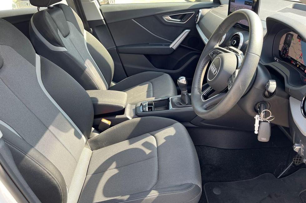 Audi Q2 Photo at-d9f13442f90e47fa9c56c7458045e383.jpg
