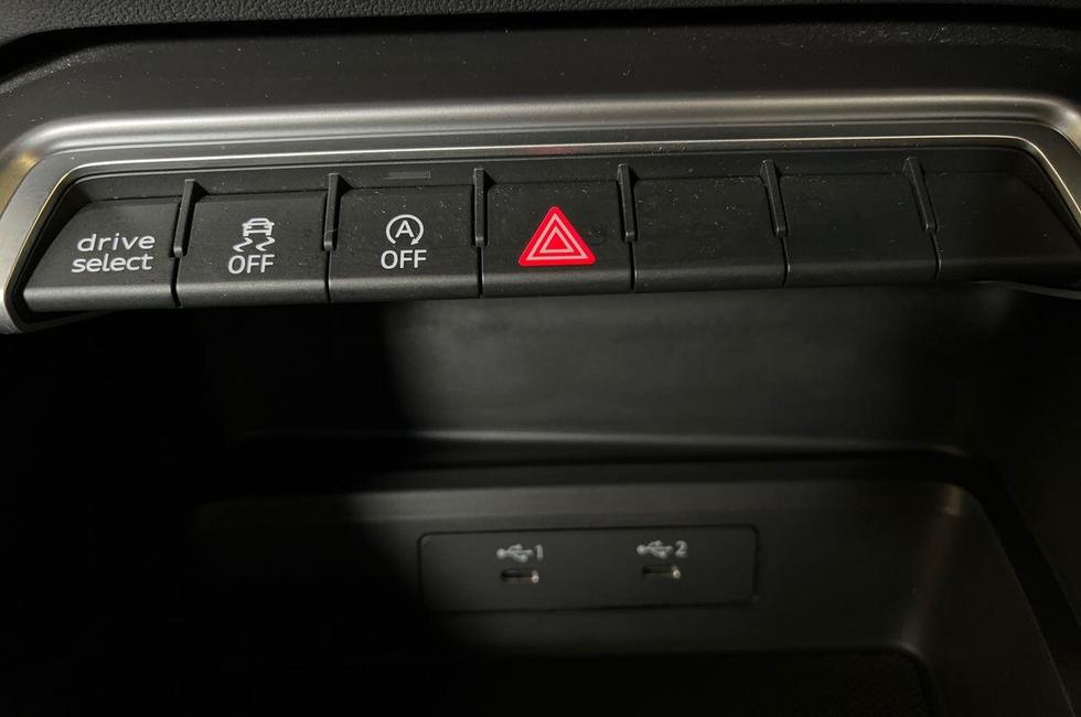 Audi A3 Photo at-da0f76d77a144aaba18eff813cce19a8.jpg