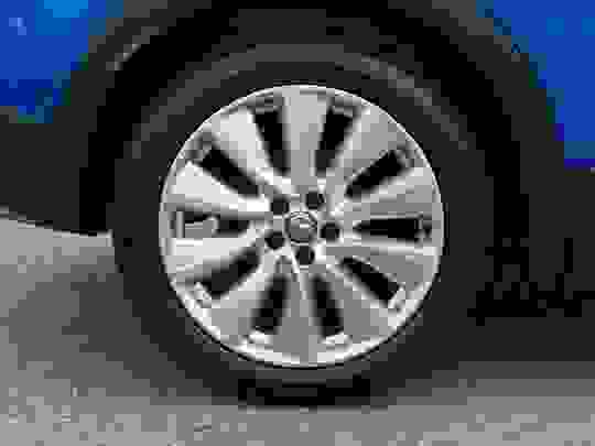 Vauxhall Grandland X Photo at-da2f9b1765334af48d087625b67e74f2.jpg