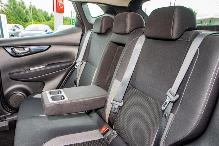 Used Nissan Qashqai DV21XHR 26
