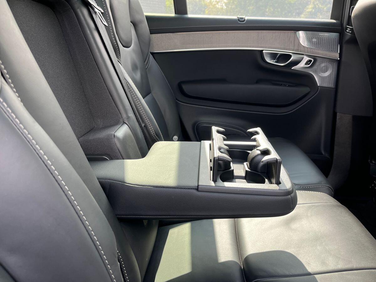 Volvo XC90 Photo 37