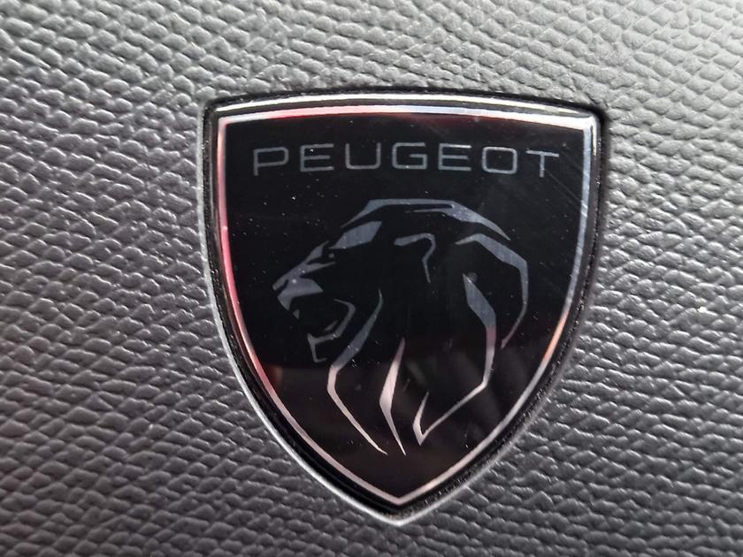 Peugeot 308 Photo at-da75c135ba214009bc977e40c523331c.jpg